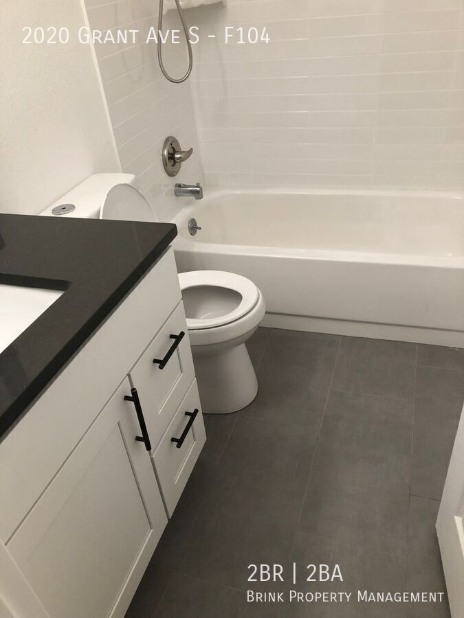 Beautifully Updated 2 Bedroom/2 Bath Renton Condo! property image