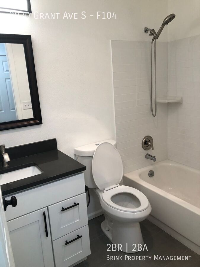 Beautifully Updated 2 Bedroom/2 Bath Renton Condo! property image