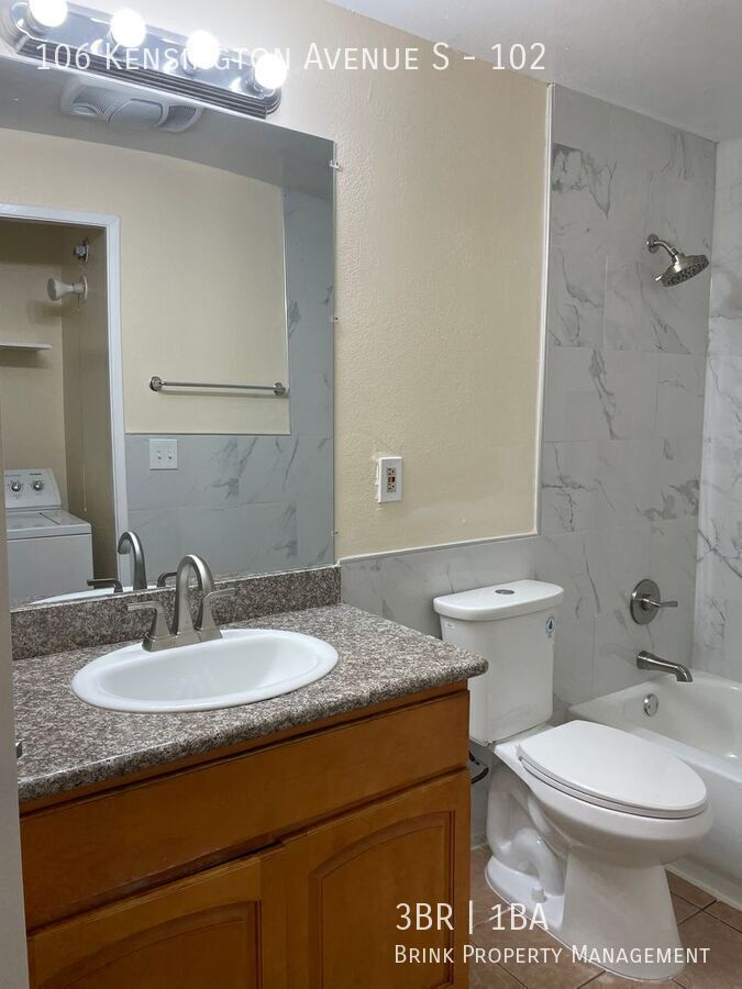 One Month Free!! Great Remodeled 3 Bedroom Apartment Home - Convenient Location property image