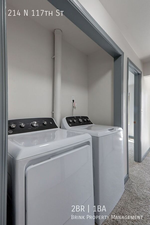 Fully Remodeled Apartment with Brand New Interior!! Convenient Bitter Lake 2BR/1BA property image