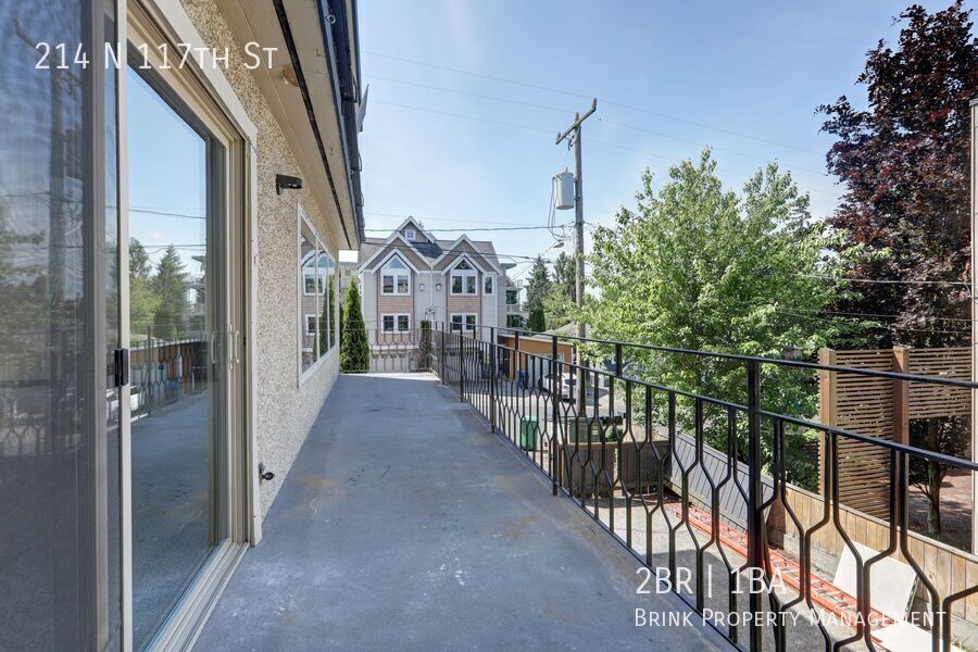 Fully Remodeled Apartment with Brand New Interior!! Convenient Bitter Lake 2BR/1BA property image