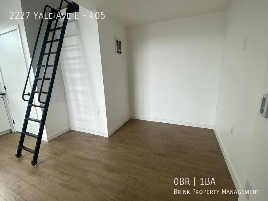 Lakeview Apartments | Live in Luxury & Style in the Heart of Eastlake property image