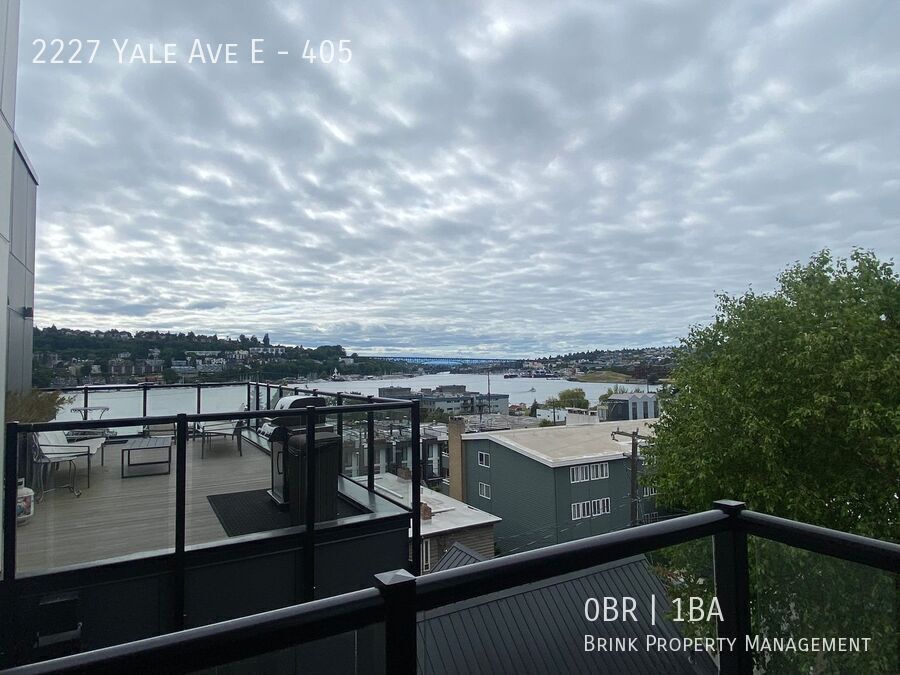 Lakeview Apartments | Live in Luxury & Style in the Heart of Eastlake property image