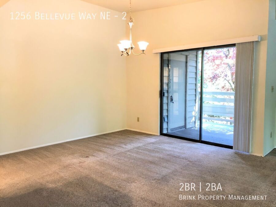 Spacious 2db, 2ba Condo Downtown Bellevue in Tranquil Setting property image