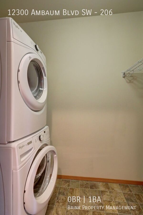 Ambaum Place | Modern Studio Home w/ In-Unit Laundry Available Soon! property image