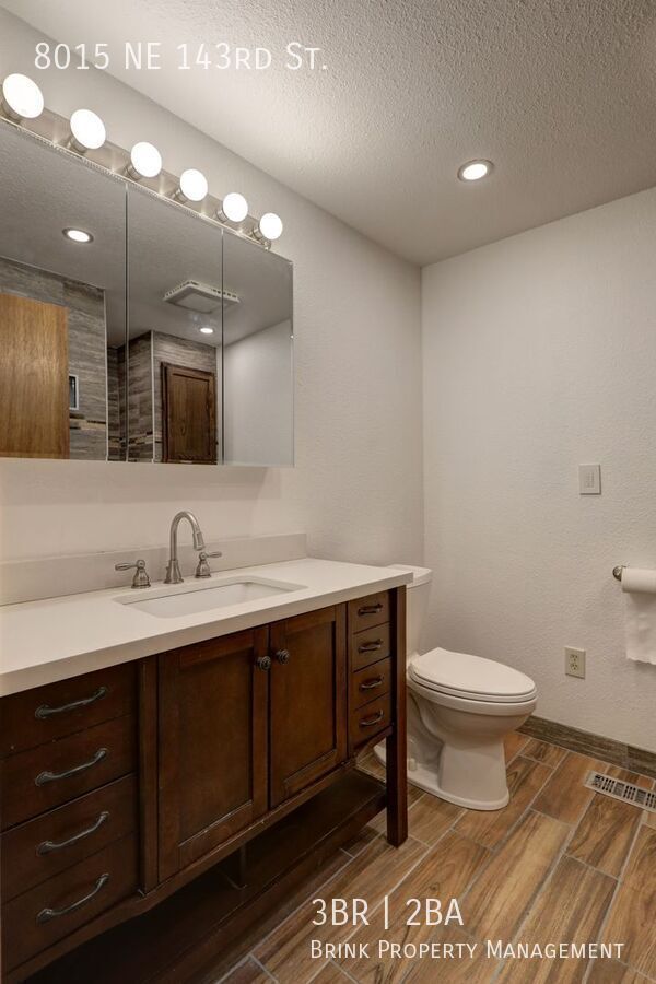 Cozy 3-bedroom 2 baths in Kirkland. property image