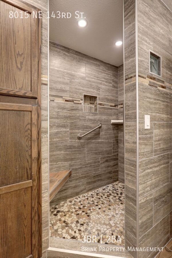Cozy 3-bedroom 2 baths in Kirkland. property image