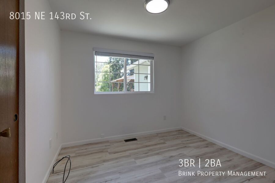 Cozy 3-bedroom 2 baths in Kirkland. property image