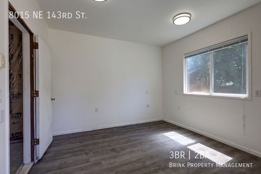 Cozy 3-bedroom 2 baths in Kirkland. property image