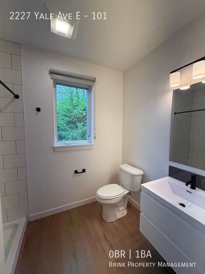 Welcome to Lakeview! - Live in Luxury & Style in the heart of Eastlake property image