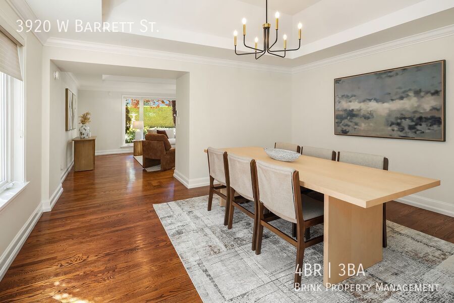 Elegant 4 Bedroom 2.5 Bath Tuscan Style Home in Magnolia West Hill property image