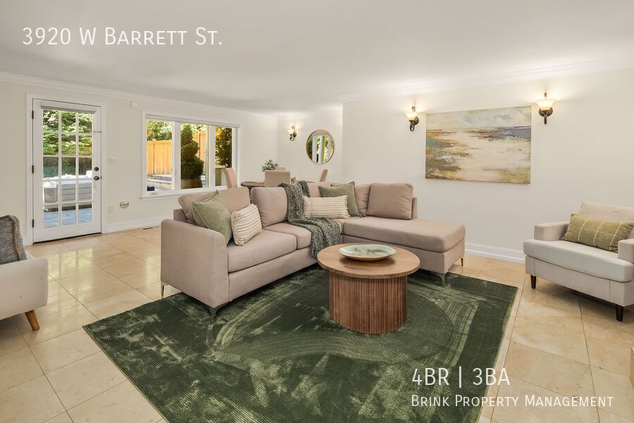 Elegant 4 Bedroom 2.5 Bath Tuscan Style Home in Magnolia West Hill property image