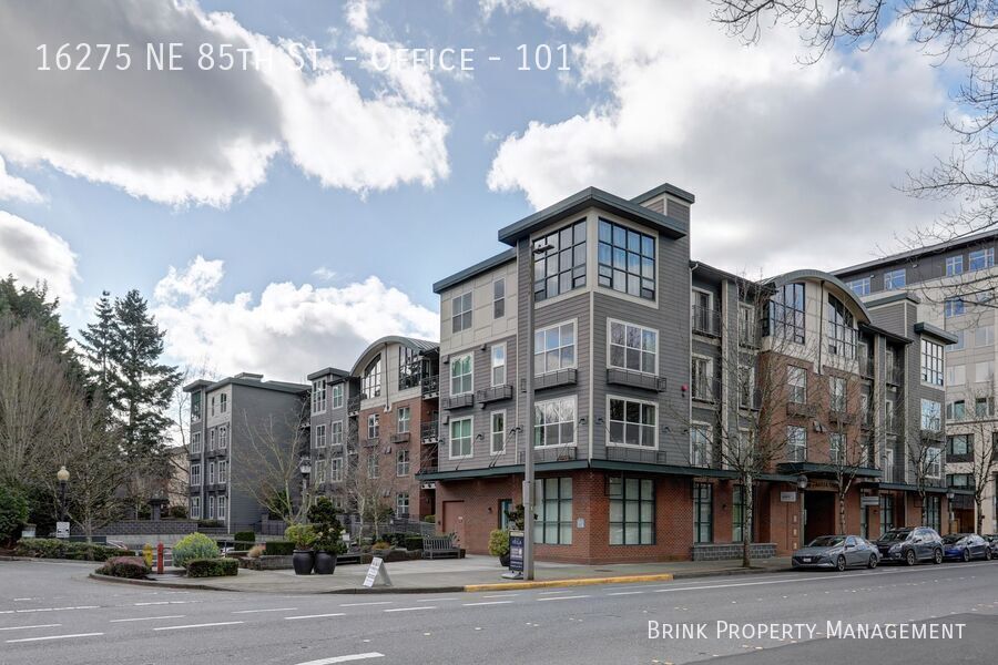 Prime Downtown Redmond Office at Frazier Court Condominiums - 690 SF - 2 Garage Parking Spaces Available! property image