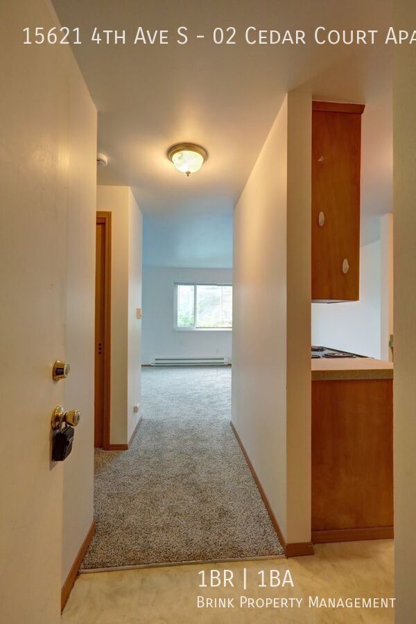 Great Location! 1BR/1BA Available Now! 1 month free rent! property image