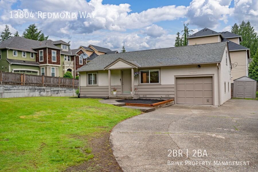 Cozy 2-bedroom 2 bath house in Redmond- Offering a 6-month lease. property image