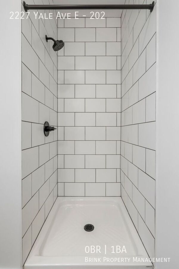 Welcome to Lakeview! Live in Luxury & Style in the heart of Eastlake property image