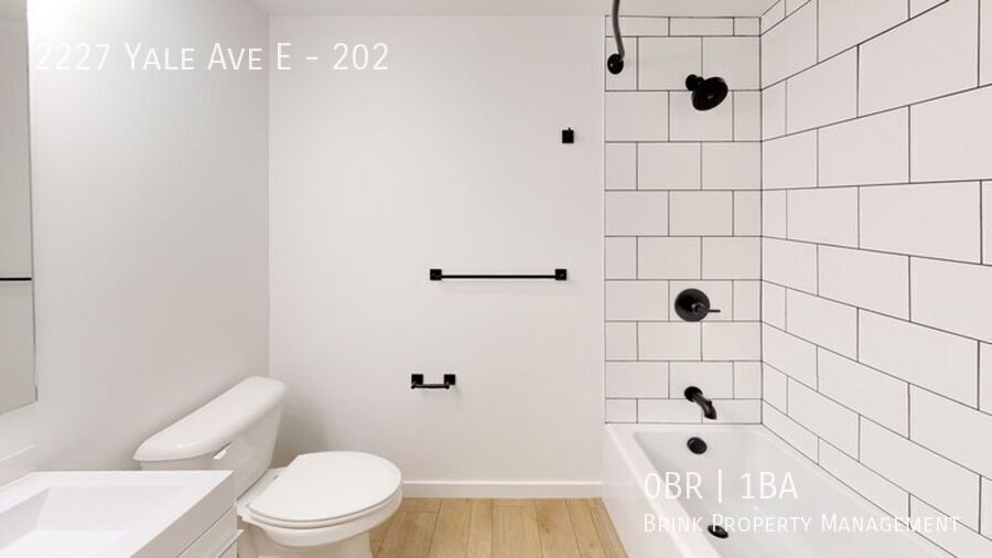 Welcome to Lakeview! Live in Luxury & Style in the heart of Eastlake property image