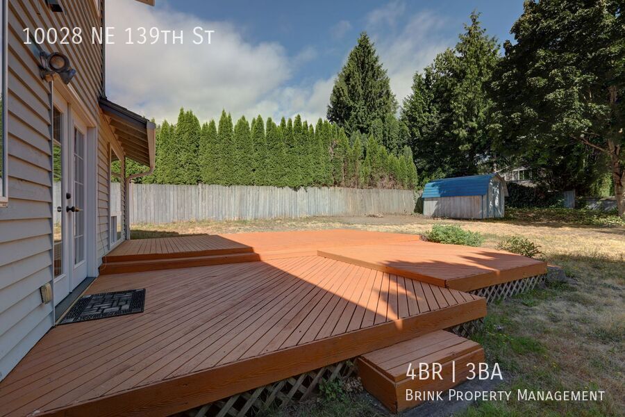 4-bedroom 2.5 bath on cul-de-sac in Kirkland property image