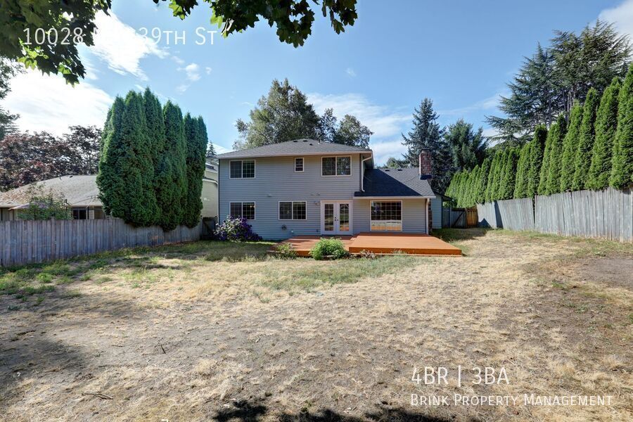 4-bedroom 2.5 bath on cul-de-sac in Kirkland property image