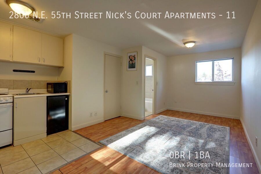 Charming Studio Minutes from UW! property image