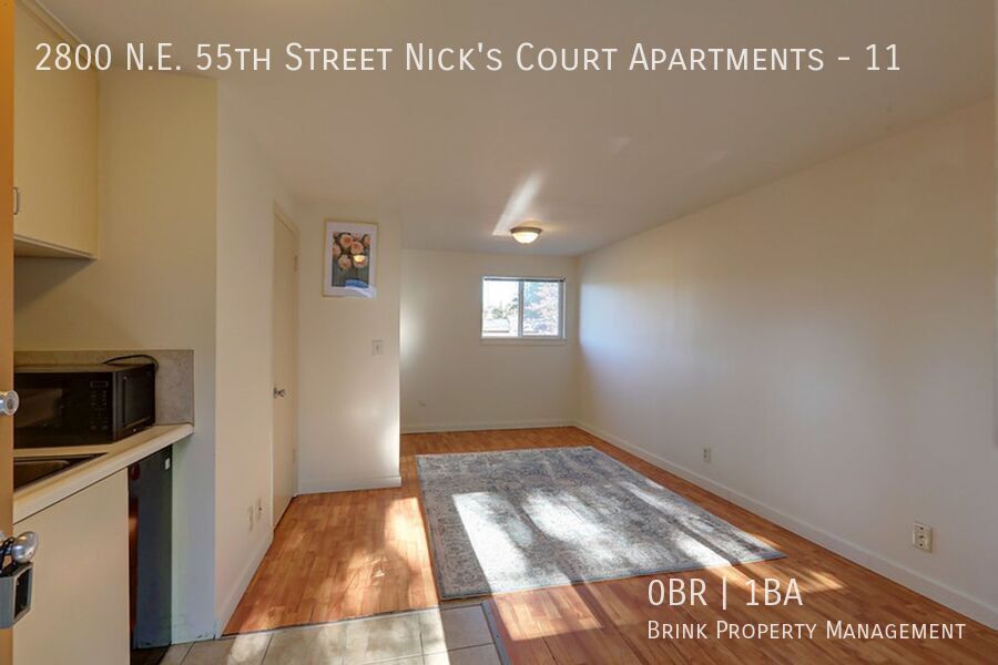 Charming Studio Minutes from UW! property image
