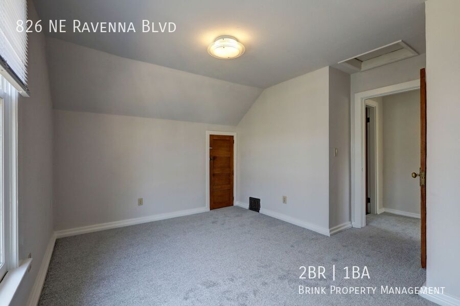 Lovely 2BR/.75BA Top Floor Duplex Apartment  in Ravenna! Available Now! property image