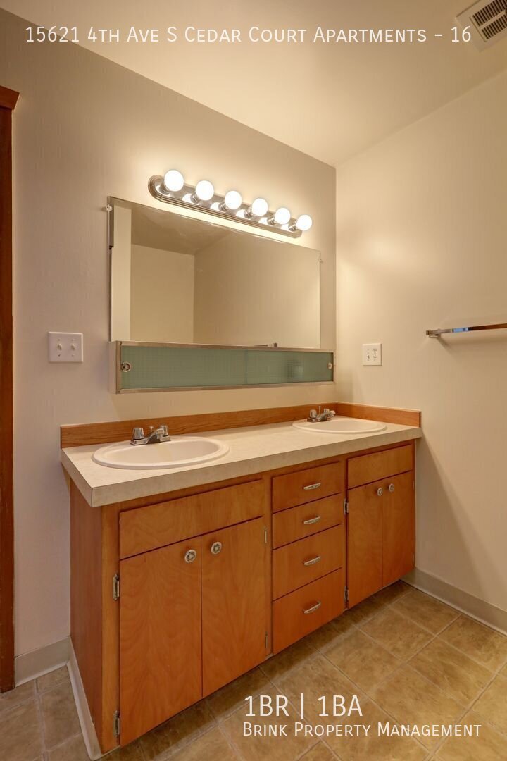 Great Location! 1BR/1BA Available Now! property image