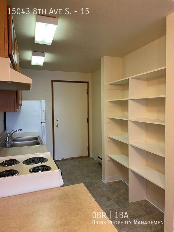 3 Months Free!! Spacious studio Apartment Available Now! property image