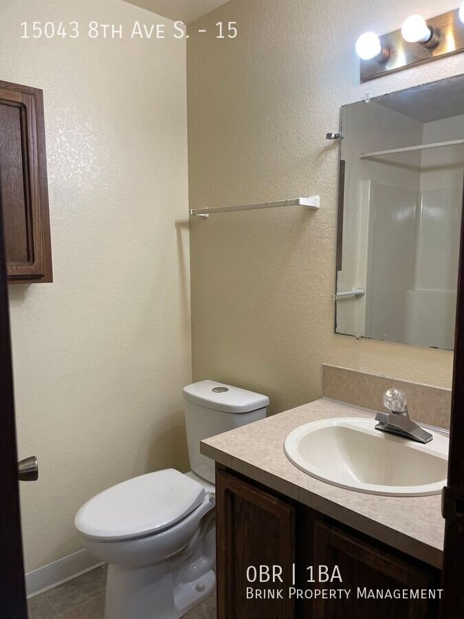 3 Months Free!! Spacious studio Apartment Available Now! property image