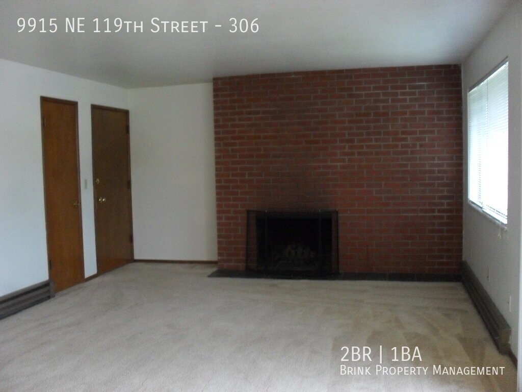 Spacious 2BR 1BA Top Floor Corner Unit Condo with Bright Western Exposure in Juanita property image