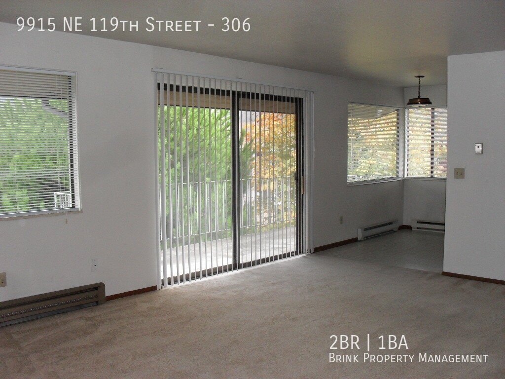 Spacious 2BR 1BA Top Floor Corner Unit Condo with Bright Western Exposure in Juanita property image