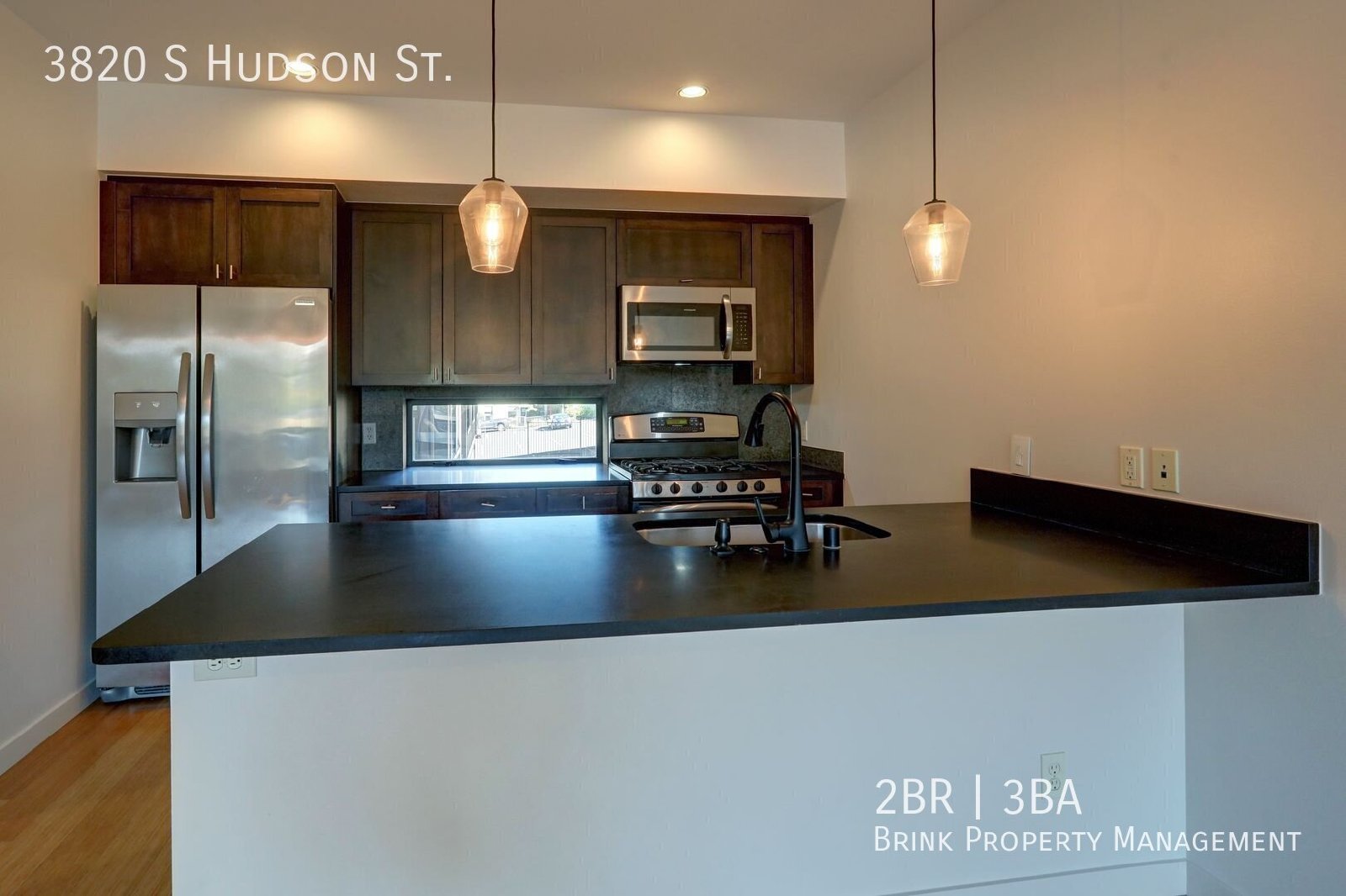 Beautifully Designed 2 Bedroom/3 Bath Columbia City Townhome with a Roof Top Deck! property image