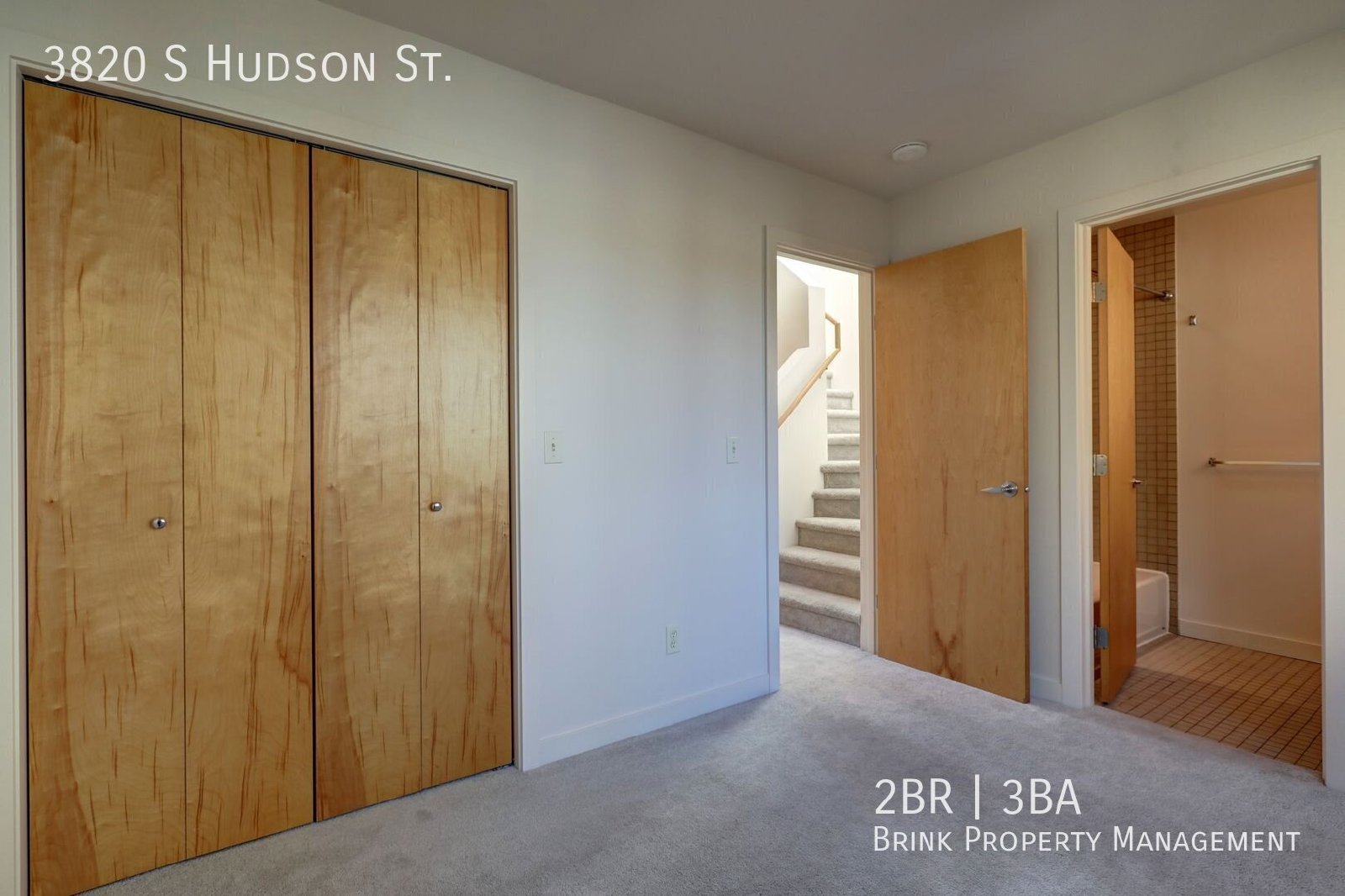 Beautifully Designed 2 Bedroom/3 Bath Columbia City Townhome with a Roof Top Deck! property image