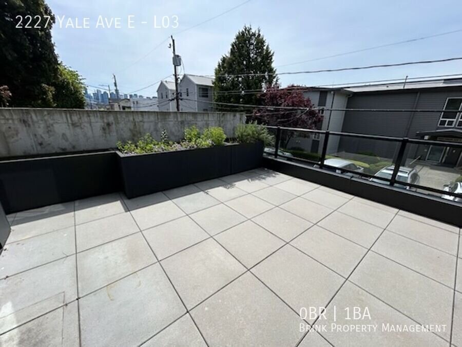 Welcome to Lakeview! Live in Luxury & Style in the heart of Eastlake property image