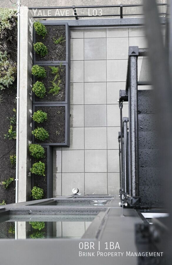 Welcome to Lakeview! Live in Luxury & Style in the heart of Eastlake property image
