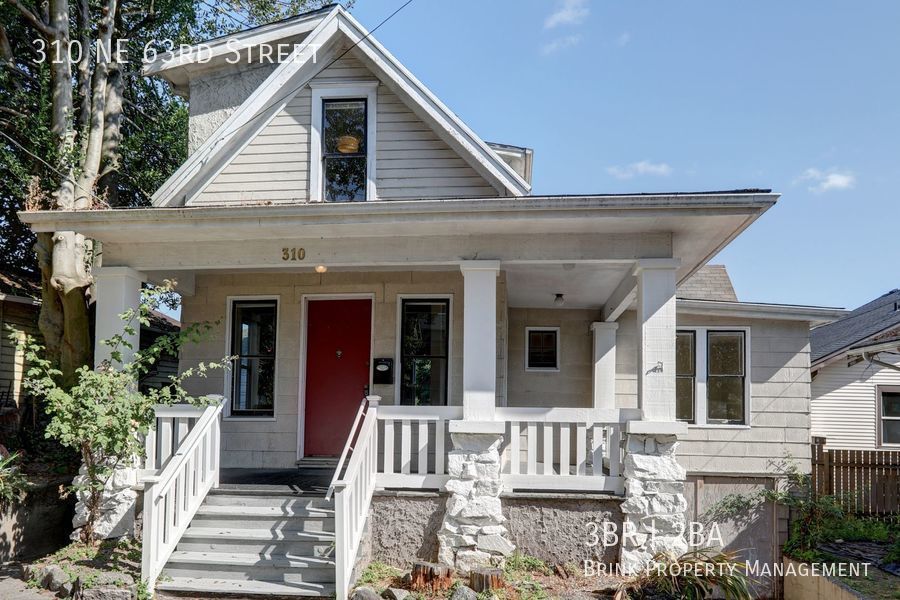 Great Location! 3 Bedroom/1.5 Bathroom House Near Green Lake! property image