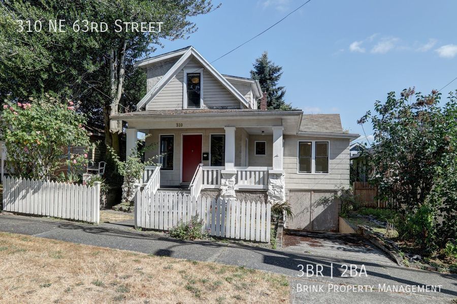 Great Location! 3 Bedroom/1.5 Bathroom House Near Green Lake! property image