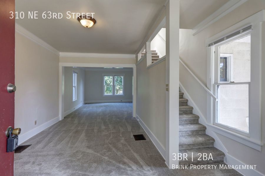 Great Location! 3 Bedroom/1.5 Bathroom House Near Green Lake! property image
