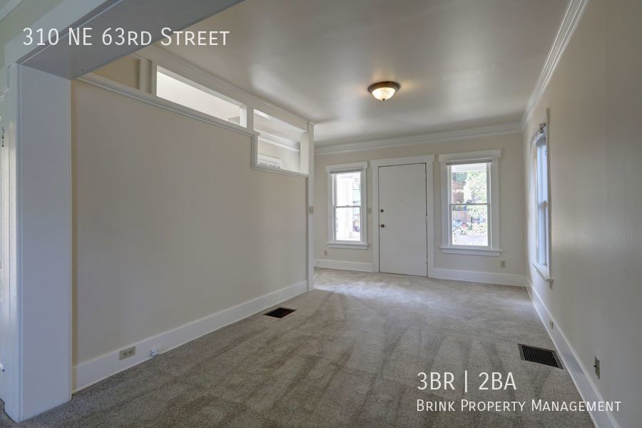 Great Location! 3 Bedroom/1.5 Bathroom House Near Green Lake! property image