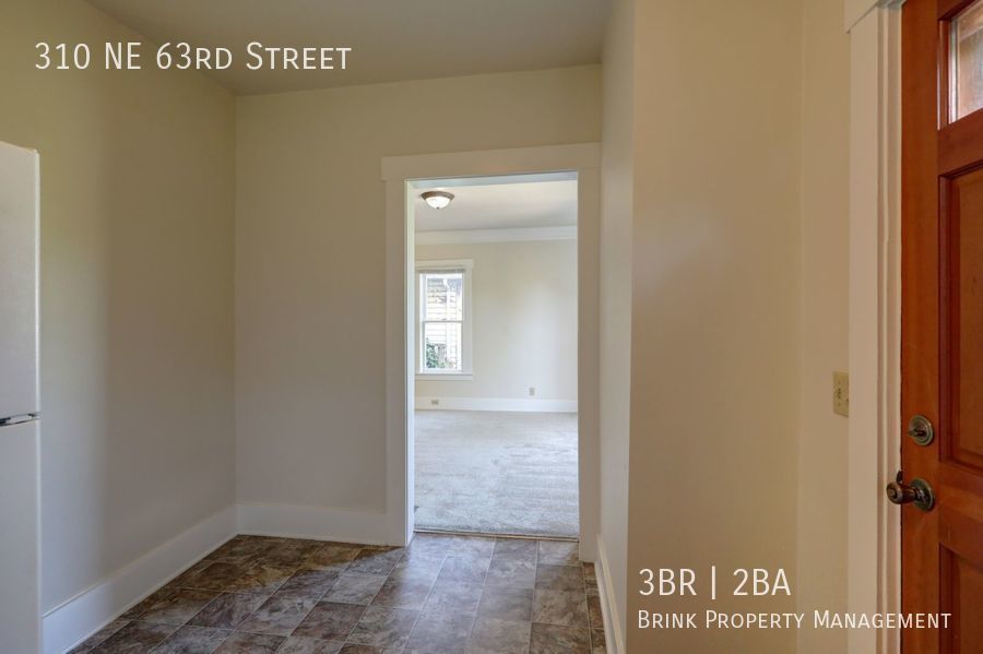 Great Location! 3 Bedroom/1.5 Bathroom House Near Green Lake! property image