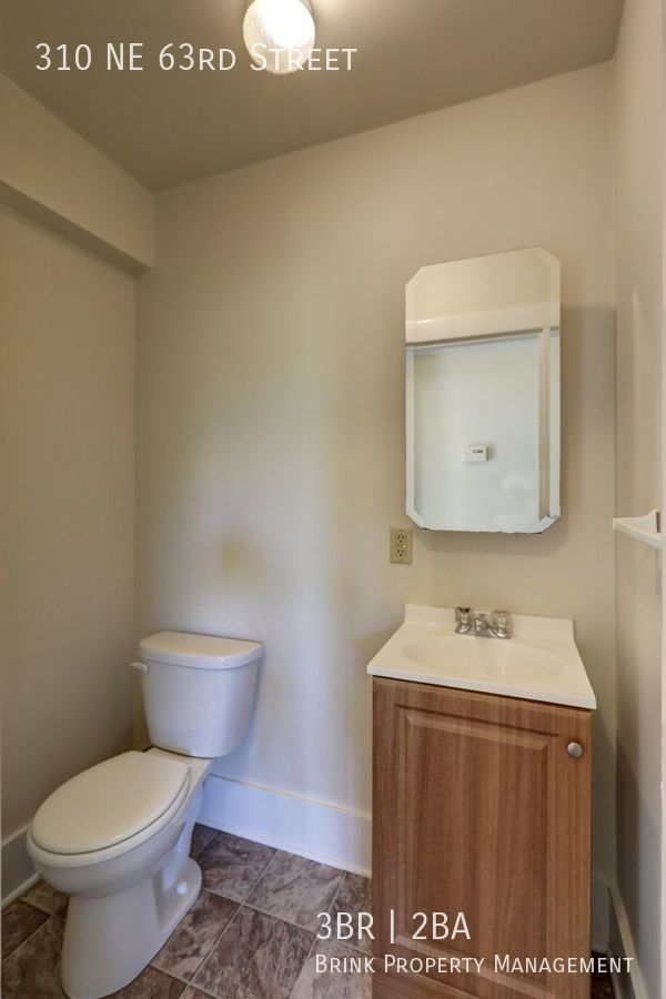 Great Location! 3 Bedroom/1.5 Bathroom House Near Green Lake! property image