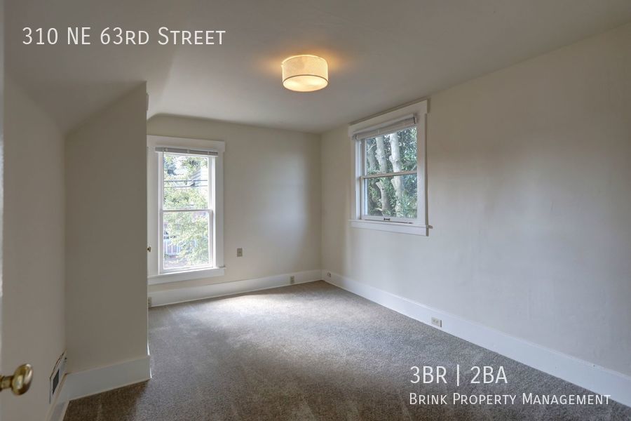 Great Location! 3 Bedroom/1.5 Bathroom House Near Green Lake! property image