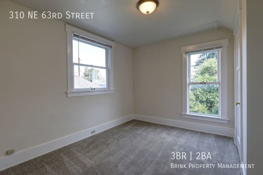 Great Location! 3 Bedroom/1.5 Bathroom House Near Green Lake! property image