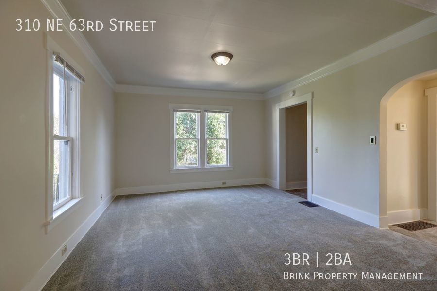 Great Location! 3 Bedroom/1.5 Bathroom House Near Green Lake! property image