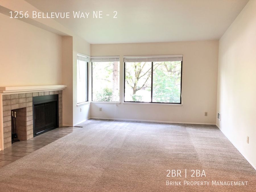 Spacious 2db, 2ba Condo Downtown Bellevue in Tranquil Setting property image