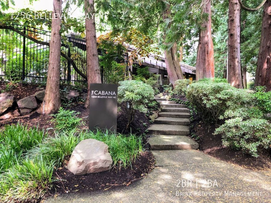 Spacious 2db, 2ba Condo Downtown Bellevue in Tranquil Setting property image