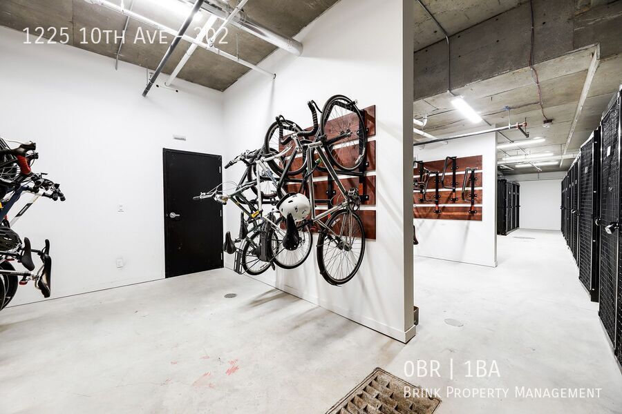 Woodworth Apartments - Sophisticated Living in the Heart of Capitol Hill property image