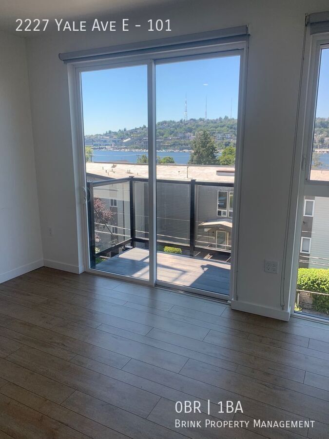 Welcome to Lakeview! - Live in Luxury & Style in the heart of Eastlake property image