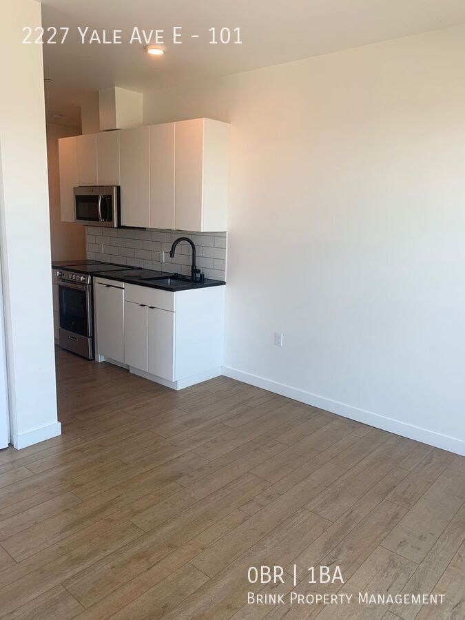 Welcome to Lakeview! - Live in Luxury & Style in the heart of Eastlake property image
