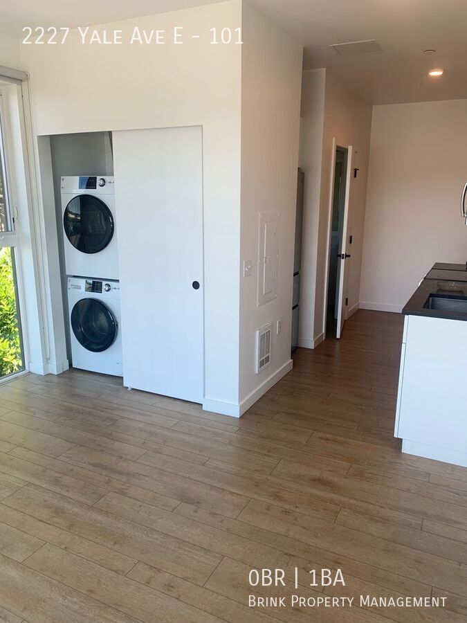 Welcome to Lakeview! - Live in Luxury & Style in the heart of Eastlake property image